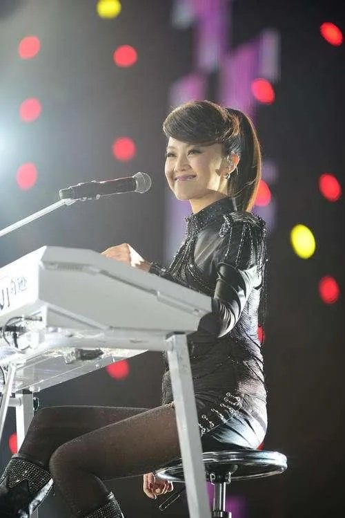 玖月奇迹组合用的乐器是什么?有什么特点？