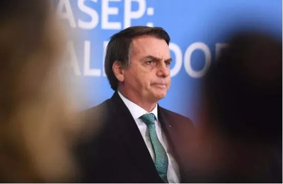 巴西总统为何再出偏激言论呢？