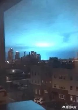 为什么大型变压器爆炸，天空会呈蓝色？