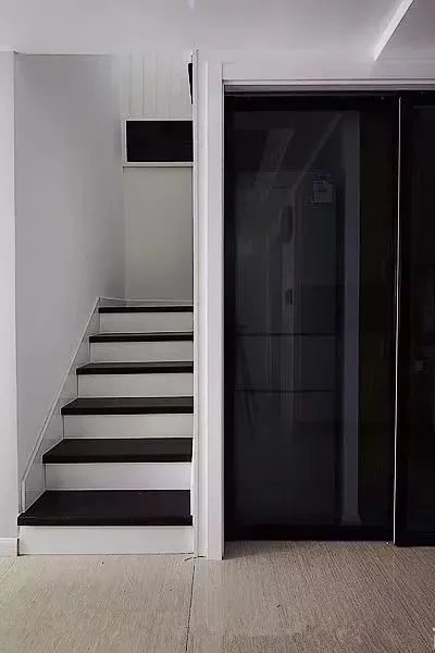 楼梯下的空间,难道就我觉得浪费吗?复式房必看!