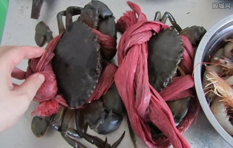 青蟹绑31米绳 消费欺诈何时休？