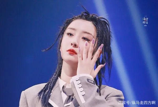 赵小棠道歉上热搜，才刚上《极限挑战》就出事，流量都怎么了？