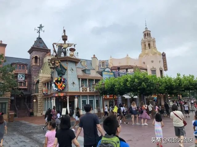 上海迪士尼坚持翻包检查,你还会去玩吗?