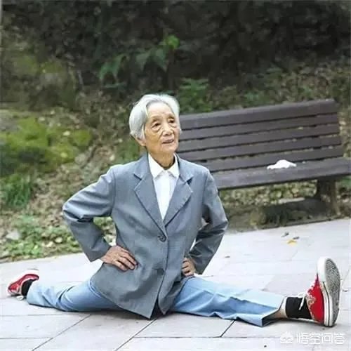 88岁老太能举80斤水缸，这样的锻炼真的好吗？