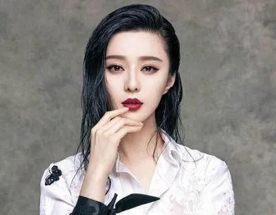 范冰冰被曝家世惊人 竟是出身海军世家