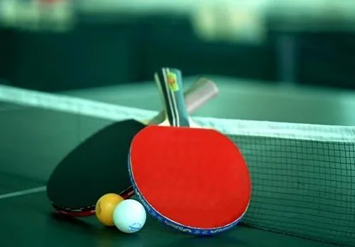 男子在卖场试打乒乓球摔骨折法院怎么判?