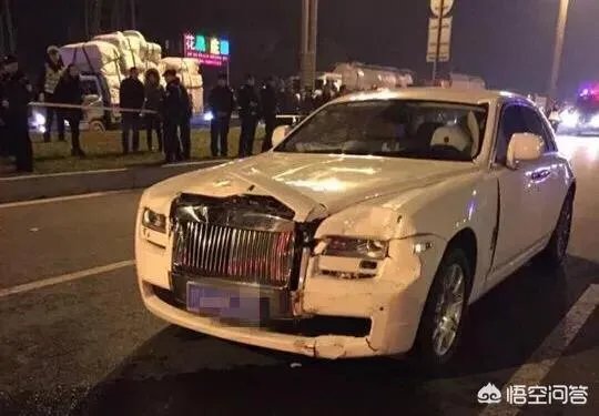 成都一劳斯莱斯撞死2名路人，检测暂未发现司机酒驾，对此你怎么看？