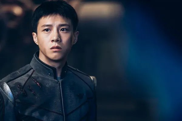 怎么评价《上海堡垒》这部电影？为什么豆瓣评分那么低？