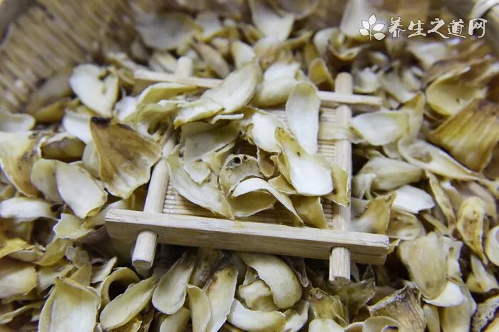 玉米螟、玉米粘虫的危害症状 如何防治