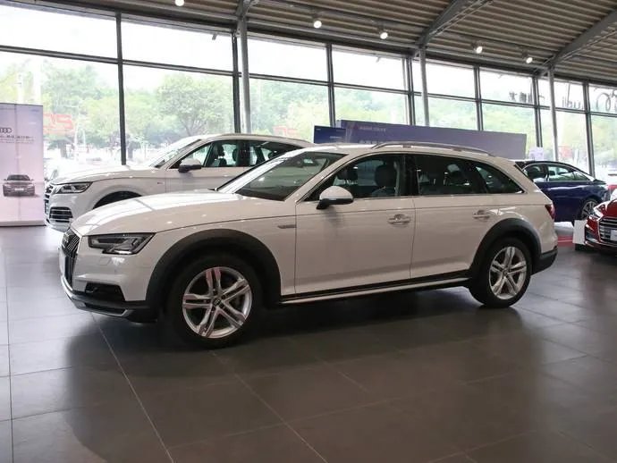 上海通用汽车价格是多少万(上海通用汽车7座多少钱)