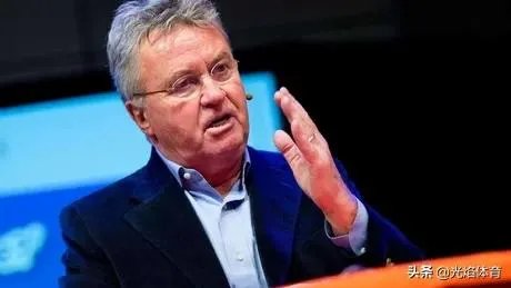 忍不了！韩乔生怒斥希丁克拿钱不干事，中国足球要自我反思。你支持韩乔生吗？你怎么看？