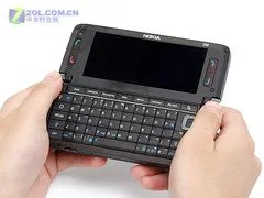 诺基亚E90