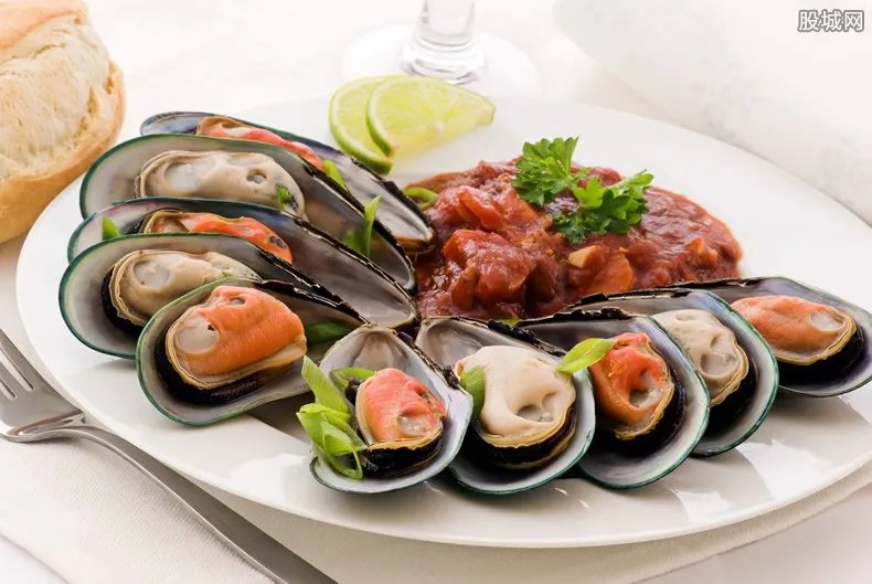 海鲜需求遇冷价格反升 不少日料店迎来了二次停业