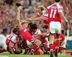 哪届欧洲杯给你留下的印象最为深刻？