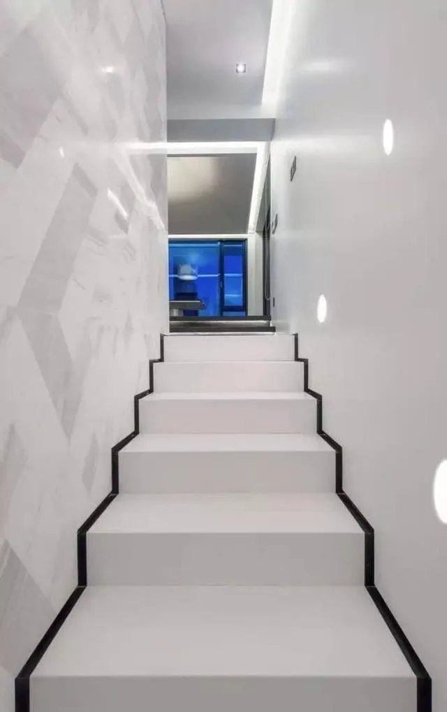 只有极简风才能hold住的豪品别墅,既美又有品!