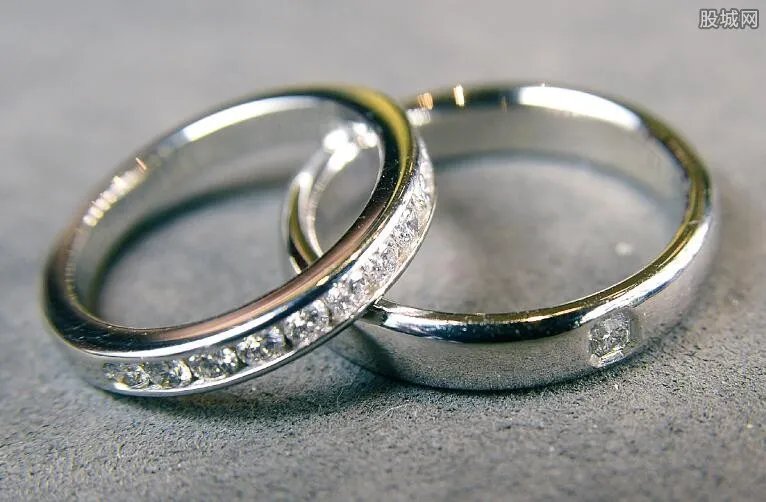 1克拉钻戒报价 2017一克拉钻石价格表