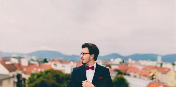 对于一个已婚男人来说，他口中的真爱能信吗？