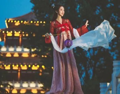 新人汉服照登记结婚被拒，官方是如何回应的？