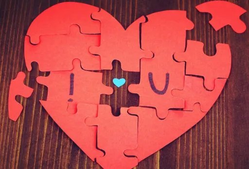 我爱过你的冷漠让我一错再错是什么歌？