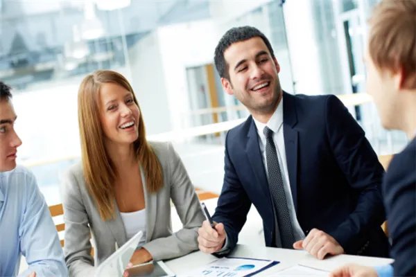 人经常说“35岁定律”，35岁的焦虑究竟来自哪？