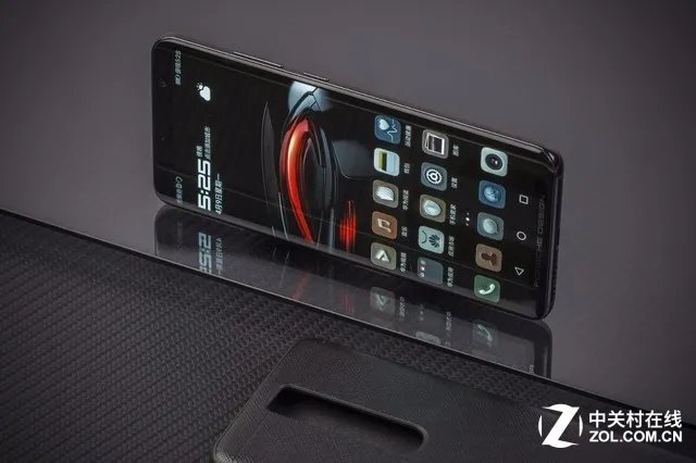 华为MateRS保时捷设计 这样才能