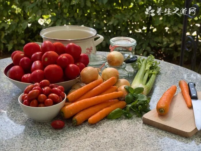 化裸妆用什么粉底液好 给你清透自然的底妆