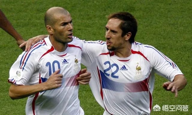 拜仁无意续约36岁的里贝里,罗本赛季末离队,罗贝里组合将谢幕,你怎么看?