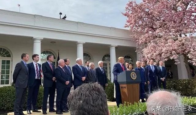 美国宣布进入紧急状态，当地华侨应该怎么团结自救？