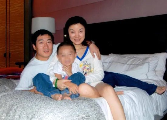 歌手陈红老公李军简历 揭秘两人的相识过程