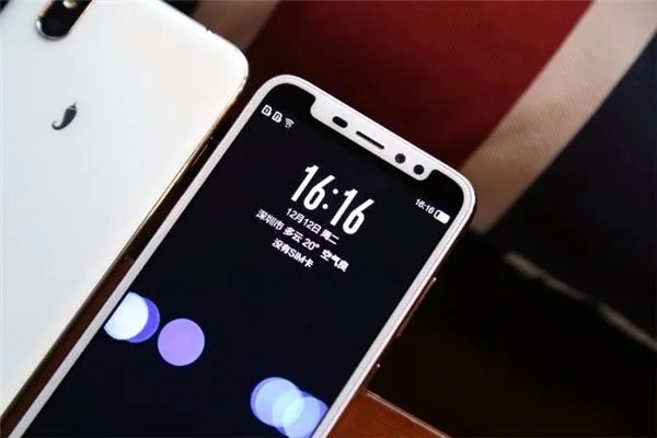 安卓版iPhone X 小辣椒S11仅售1599元