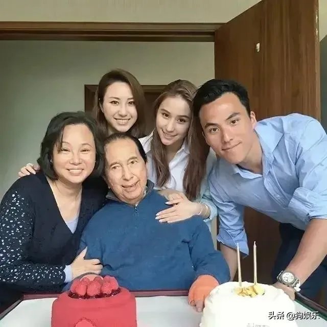 何猷君何超莲互相取关,为何遭疑正式“开撕”,你怎么看此事?