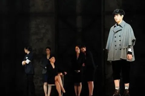 何韵诗的《痴情司》 歌词