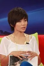 许飞面对网友质疑票数作假,她是怎么回应的?