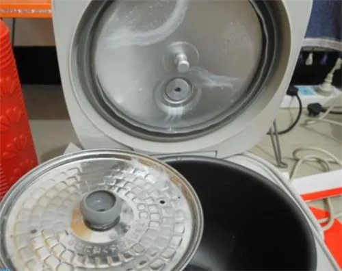 电饭煲的密封圈怎么装上去