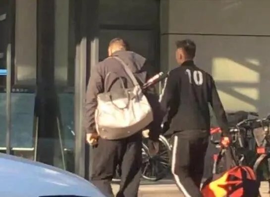 林丹称做好自己就好 出轨事件后林丹首露面