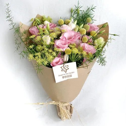 给女朋友送礼物送什么好 送女朋友礼物有哪些注意事项