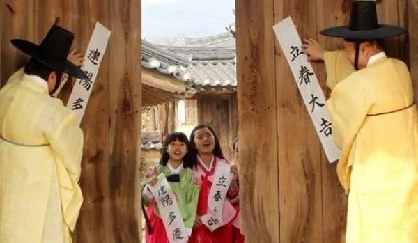 韩国近代将汉字慢慢去除了,为何现在却要恢复汉字使用?