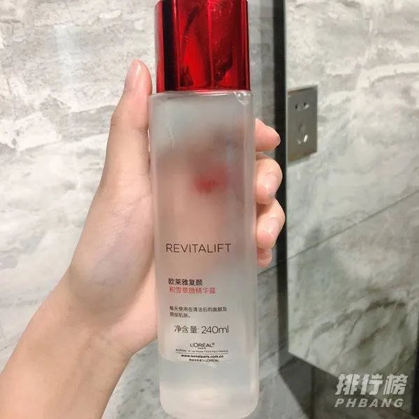 欧莱雅复颜积雪草微精华露怎么用_欧莱雅复颜积雪草晶莹微精华露使用方法