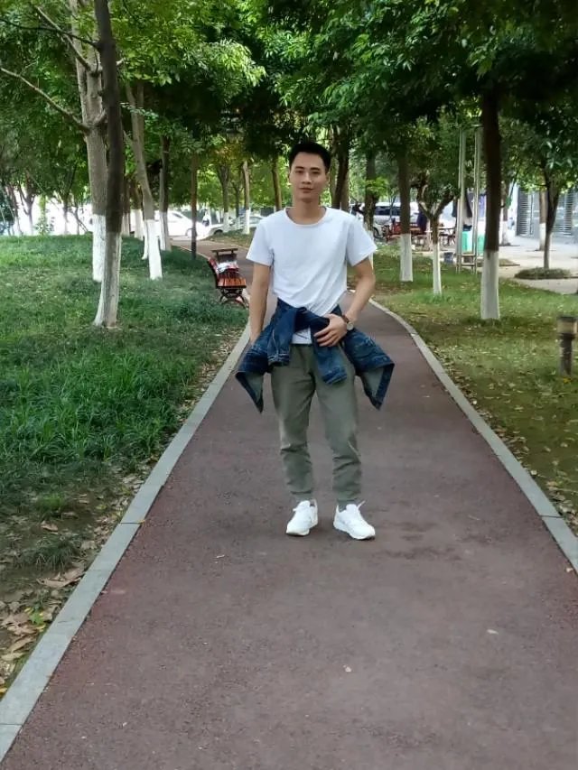 女朋友高材生很优秀，你会自卑吗？