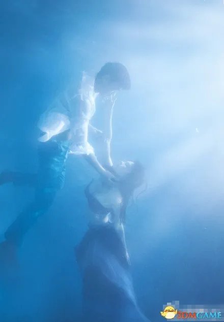 港星娶亿万港姐李洁莹 两人唯美甜蜜婚纱照曝光