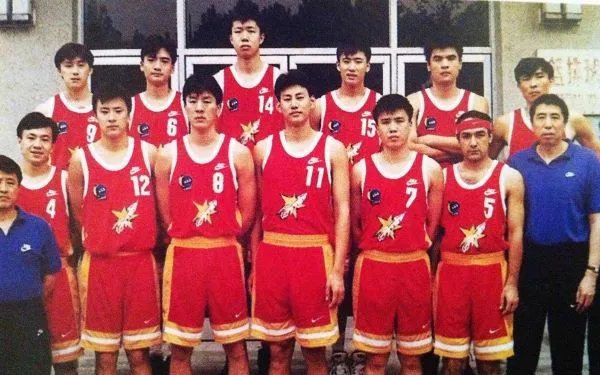 网曝八一男篮正式解散，男篮球员将何去何从？