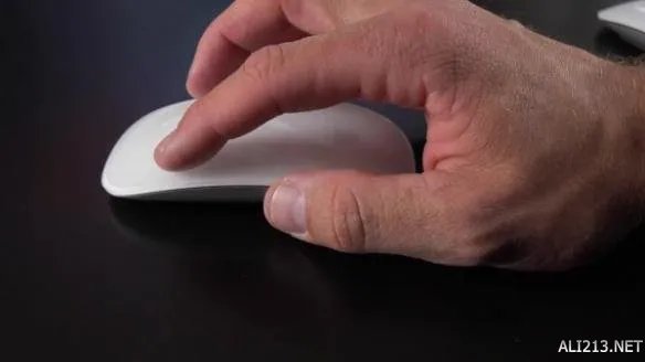 苹果新鼠标Magic Mouse 2开箱！充电2分钟用9小时