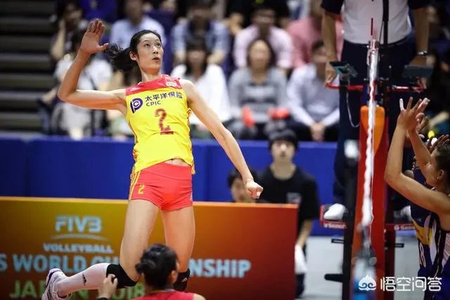 世锦赛三四名决赛中国女排3-0完胜荷兰以季军收官,如何评价队员们这场比赛的表现?