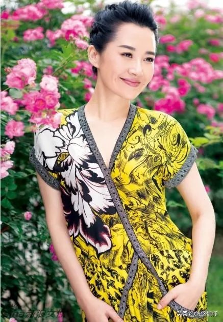 中国最迷人酒窝美女许晴，有过一位亿万富翁男友后，为何从此单着？