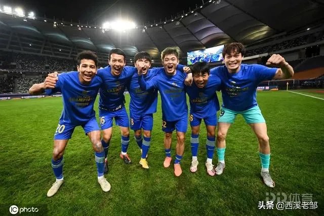 大家觉得昨晚苏宁和恒大的比赛正常吗?