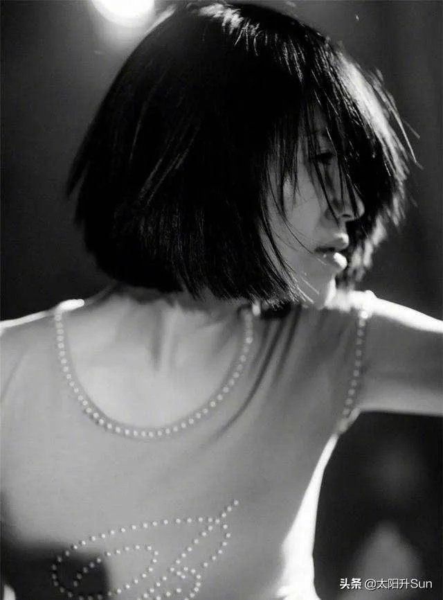 五十二岁大妈功夫了得视频播放