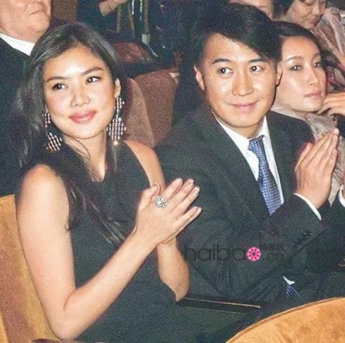 败光黎明7个亿，现任老公欠3000万，乐基儿咋了？