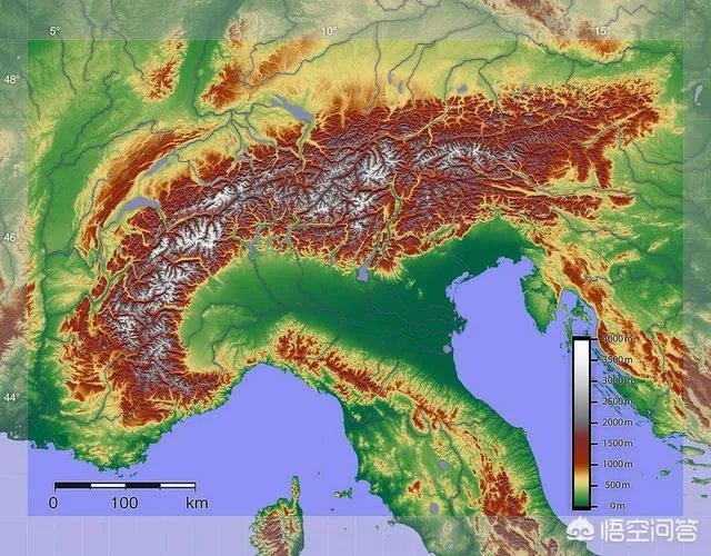 为什么阿尔卑斯山北坡是迎风坡?