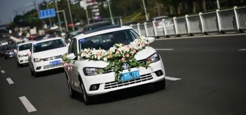 婚礼车队价格表  结婚一般要几辆车
