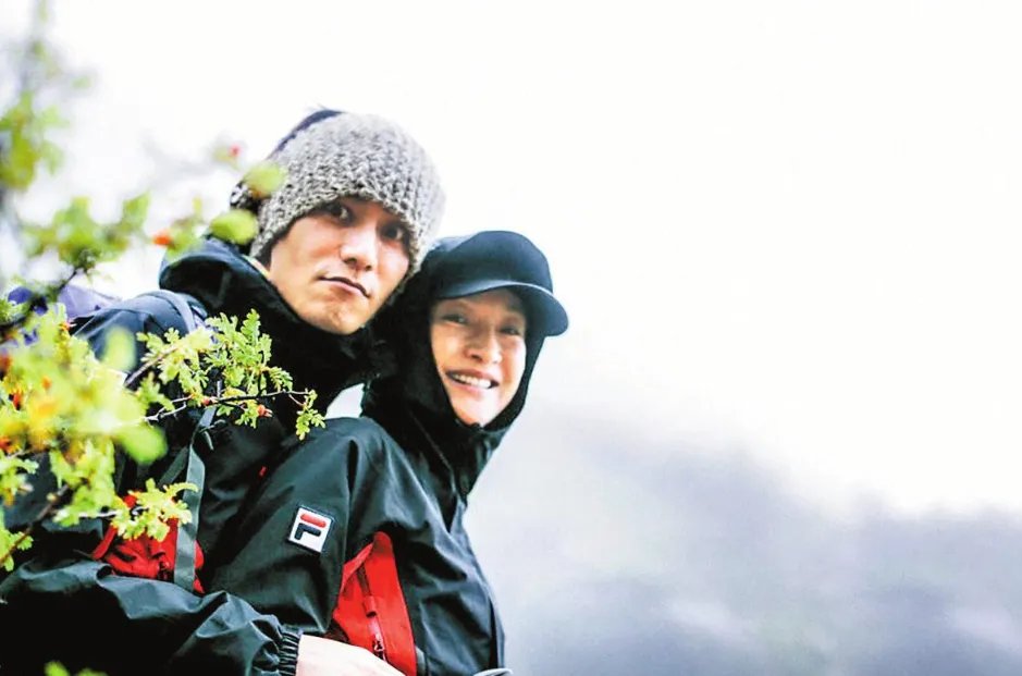 陈坤已连续11年为周迅庆生，你觉得这是爱情还是友情？